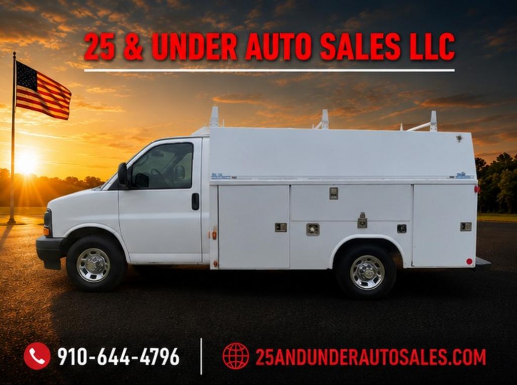 2010 Chevrolet Express - $8,995