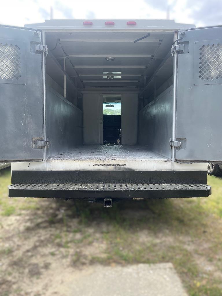 2010 Chevrolet Express - $8,995
