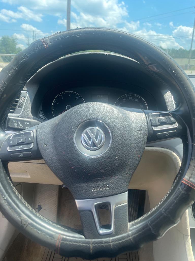 2012 Volkswagen Passat - $7,995