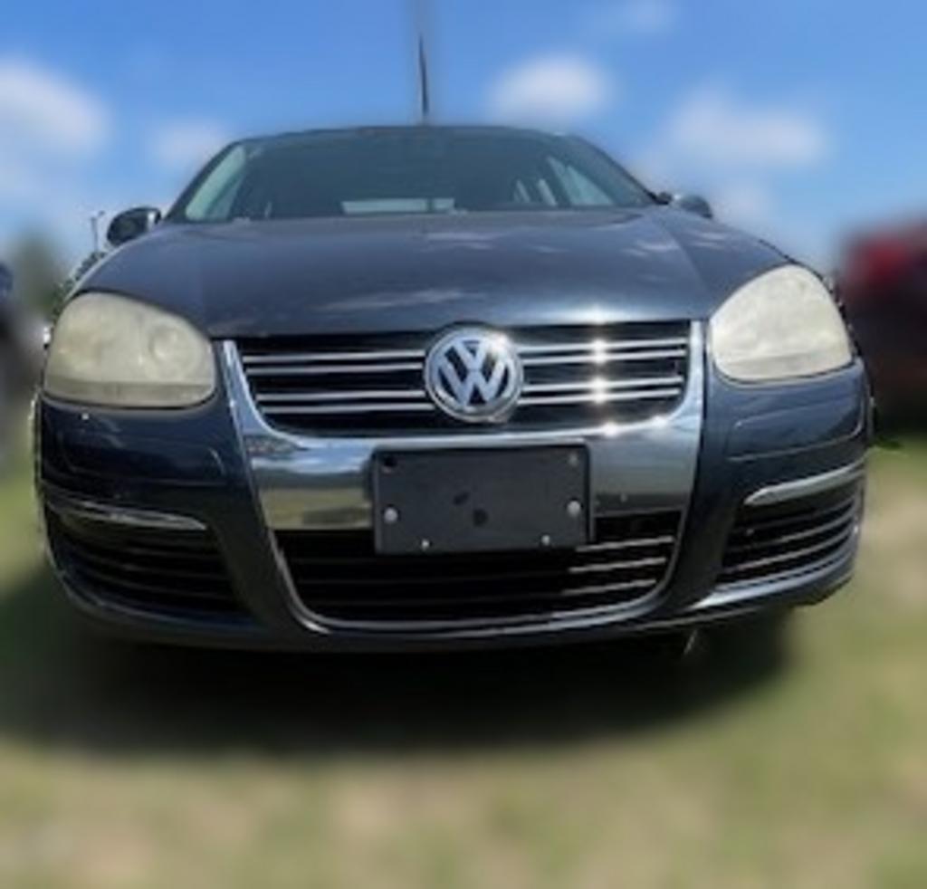2009 Volkswagen Jetta - $3,995