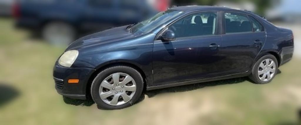 2009 Volkswagen Jetta - $3,995