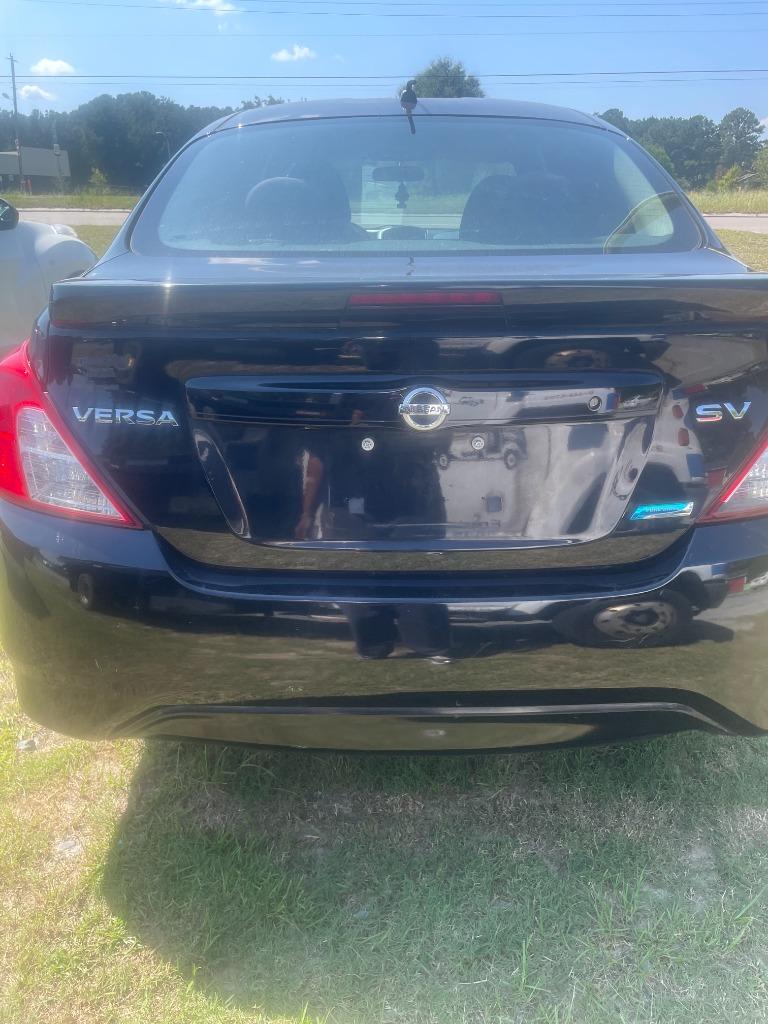 2016 Nissan Versa - $2,500