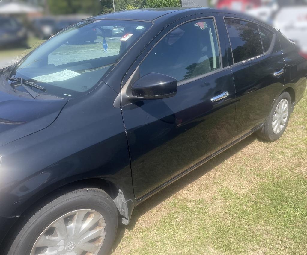 2016 Nissan Versa - $2,500