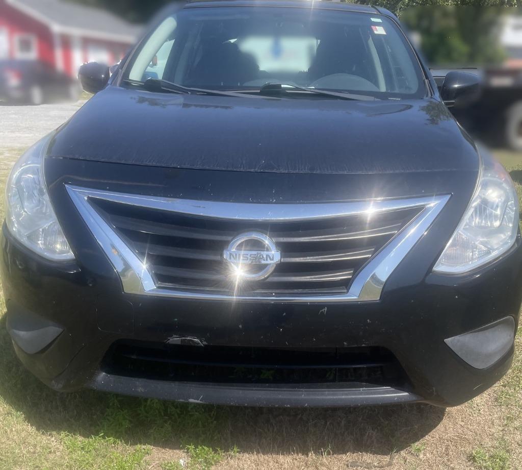 2016 Nissan Versa - $2,500