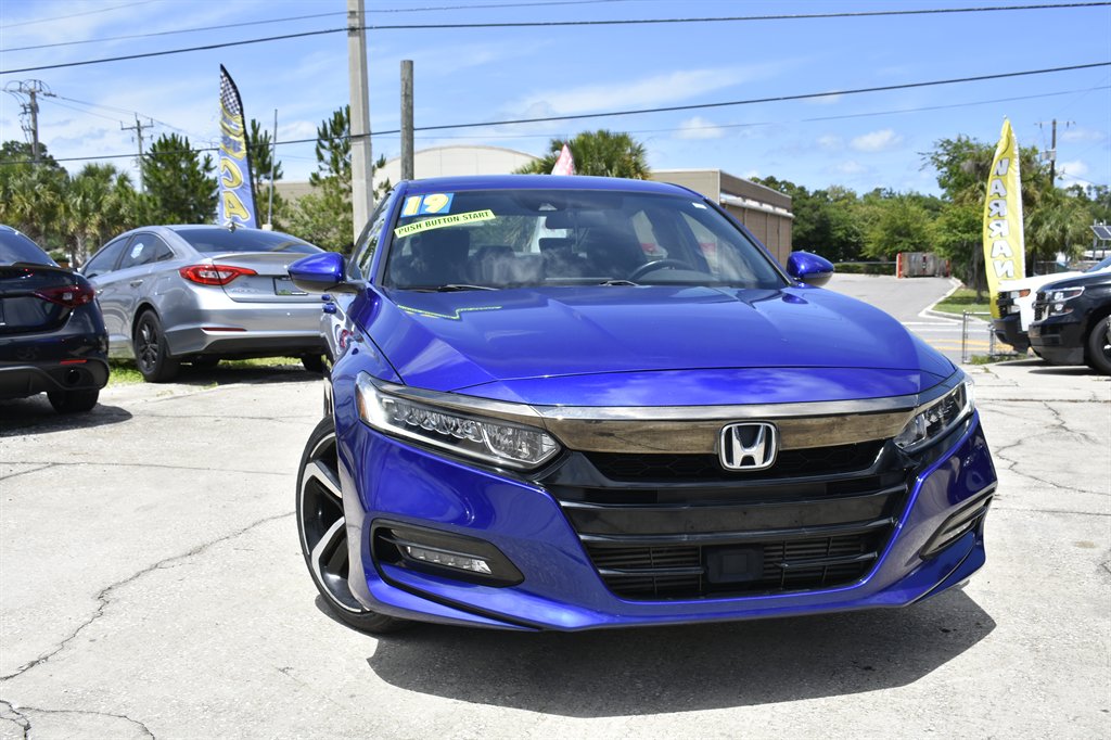 2019 Honda Accord - $16,995