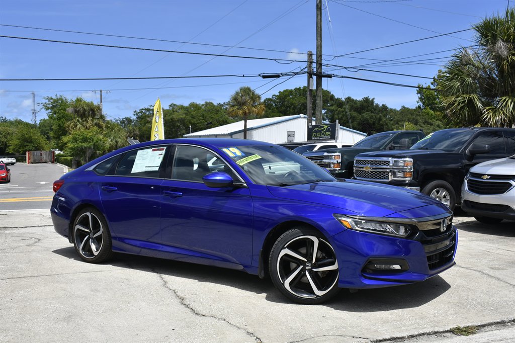 2019 Honda Accord - $16,995