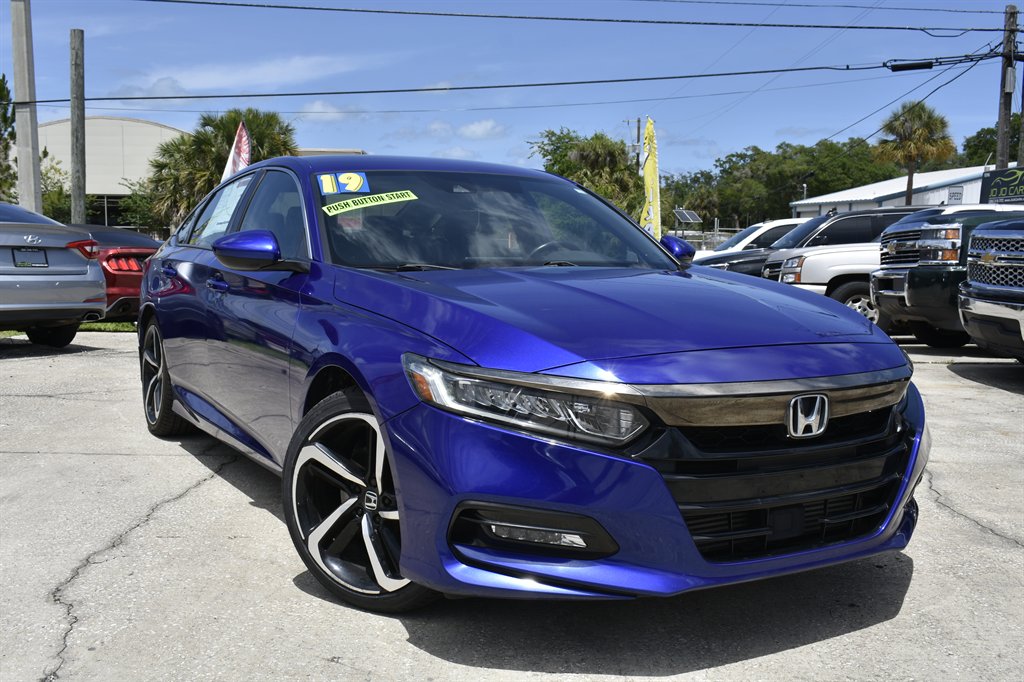 2019 Honda Accord - $16,995