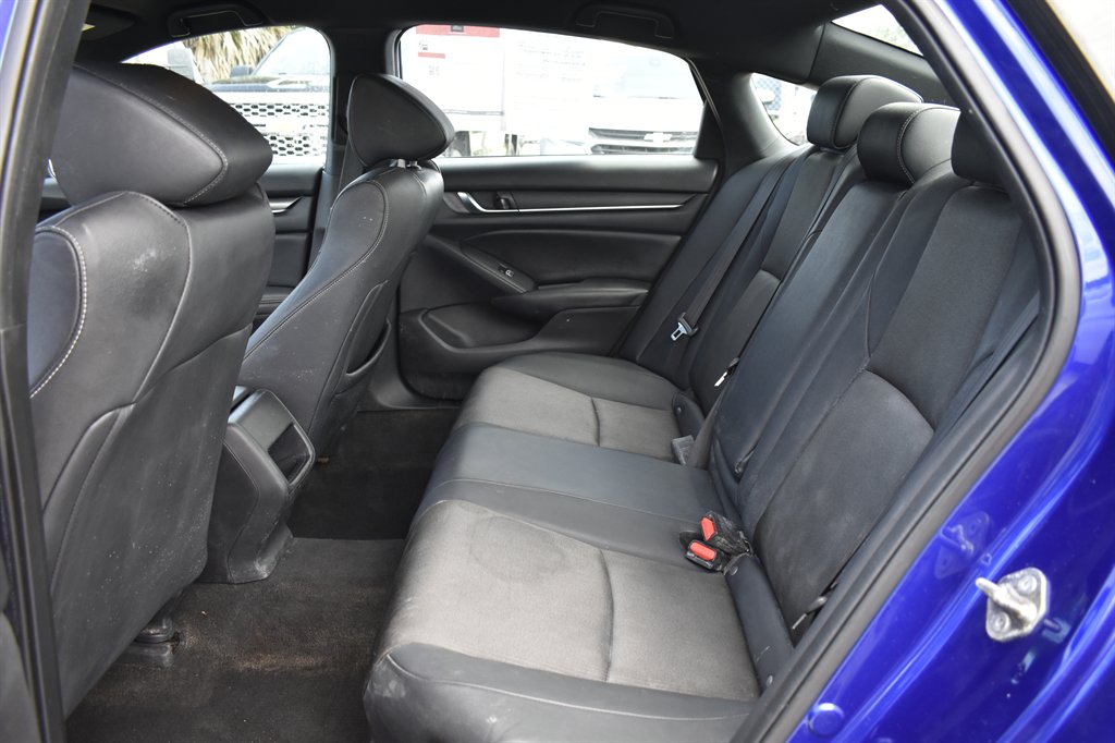 2019 Honda Accord - $16,995