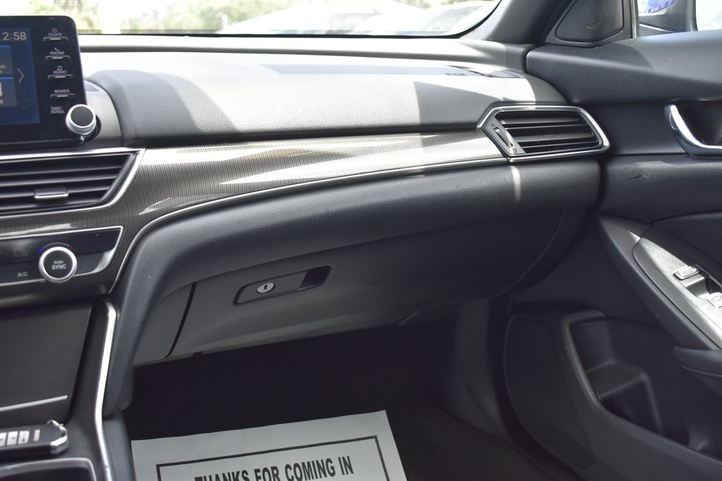 2019 Honda Accord - $16,995