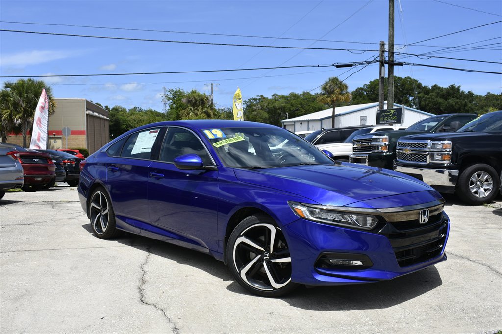 2019 Honda Accord - $16,995