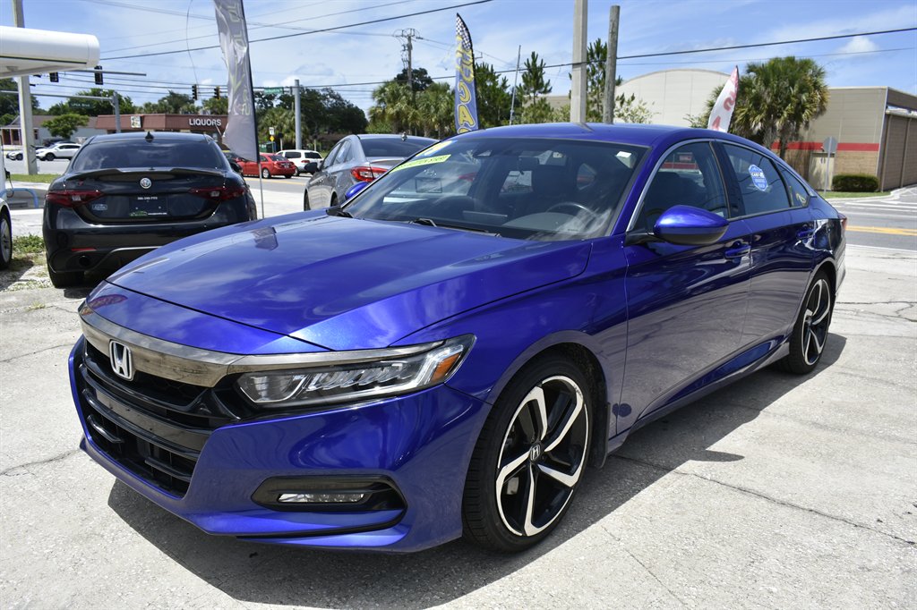 2019 Honda Accord - $16,995