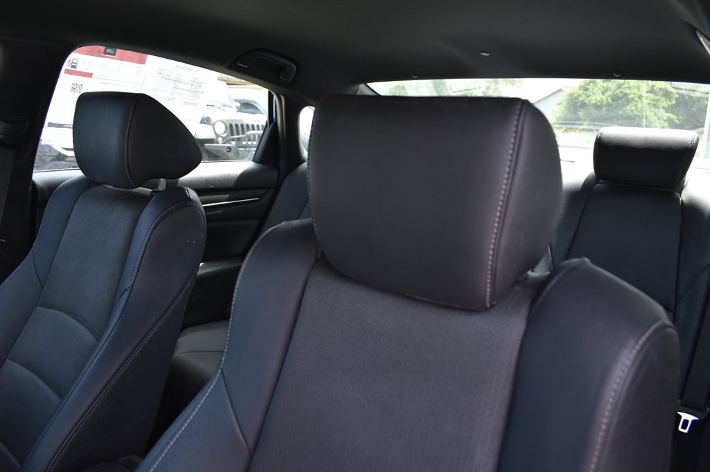 2019 Honda Accord - $16,995
