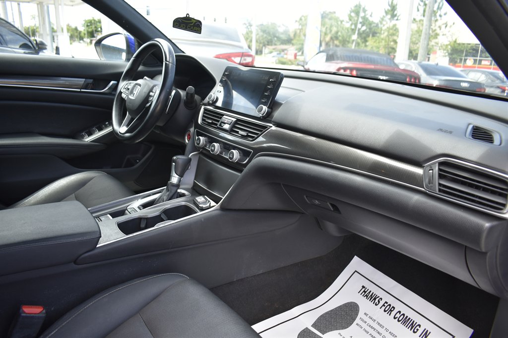 2019 Honda Accord - $16,995