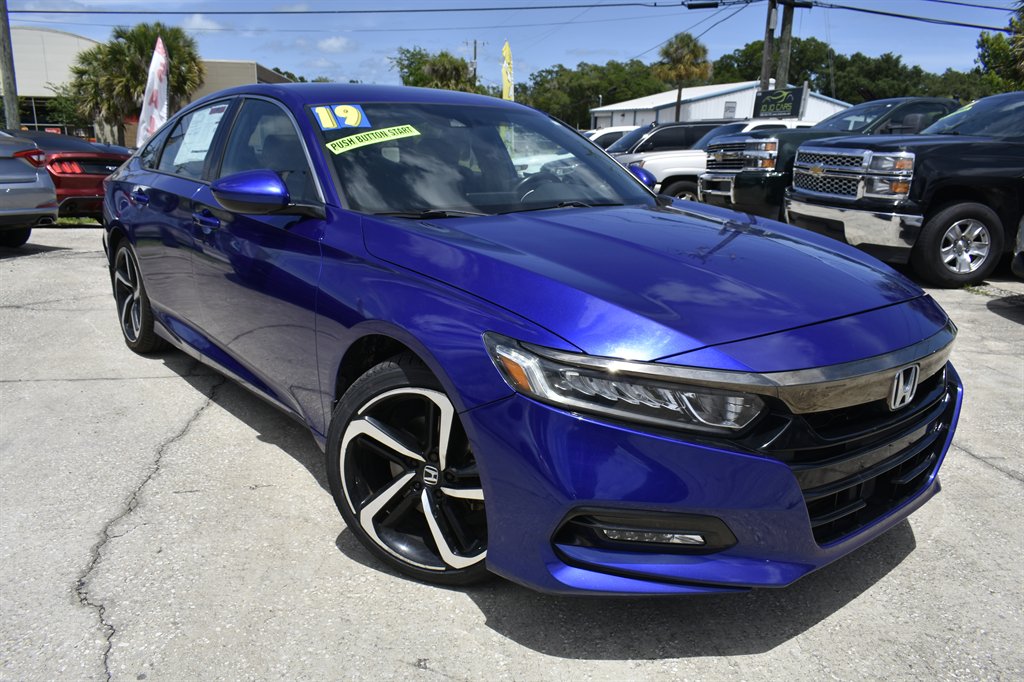 2019 Honda Accord - $16,995