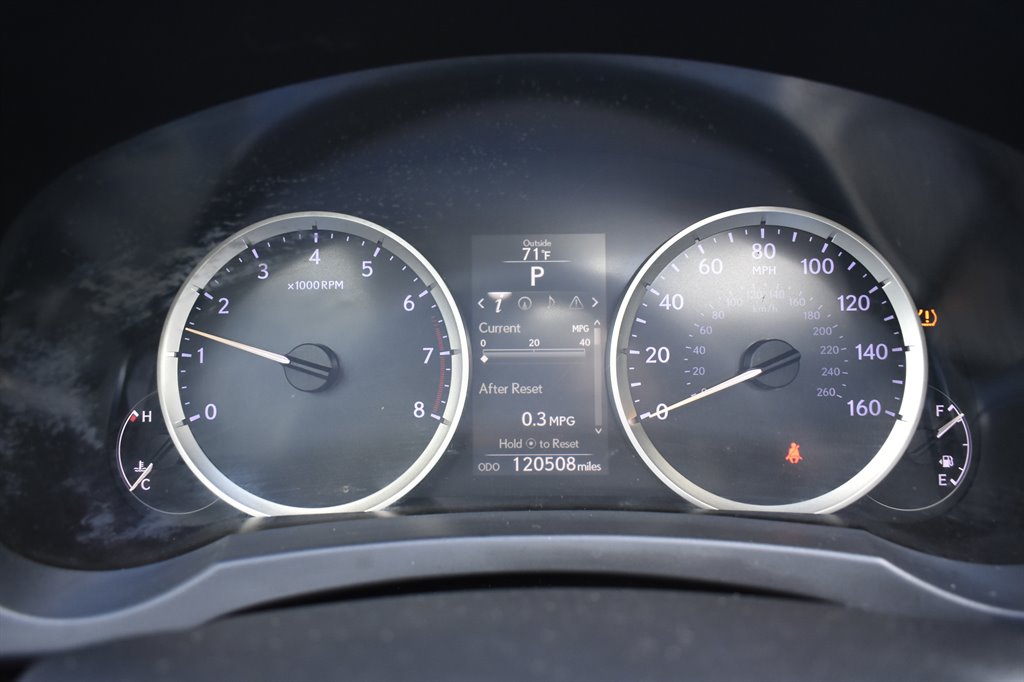 2015 Lexus IS 250 photo