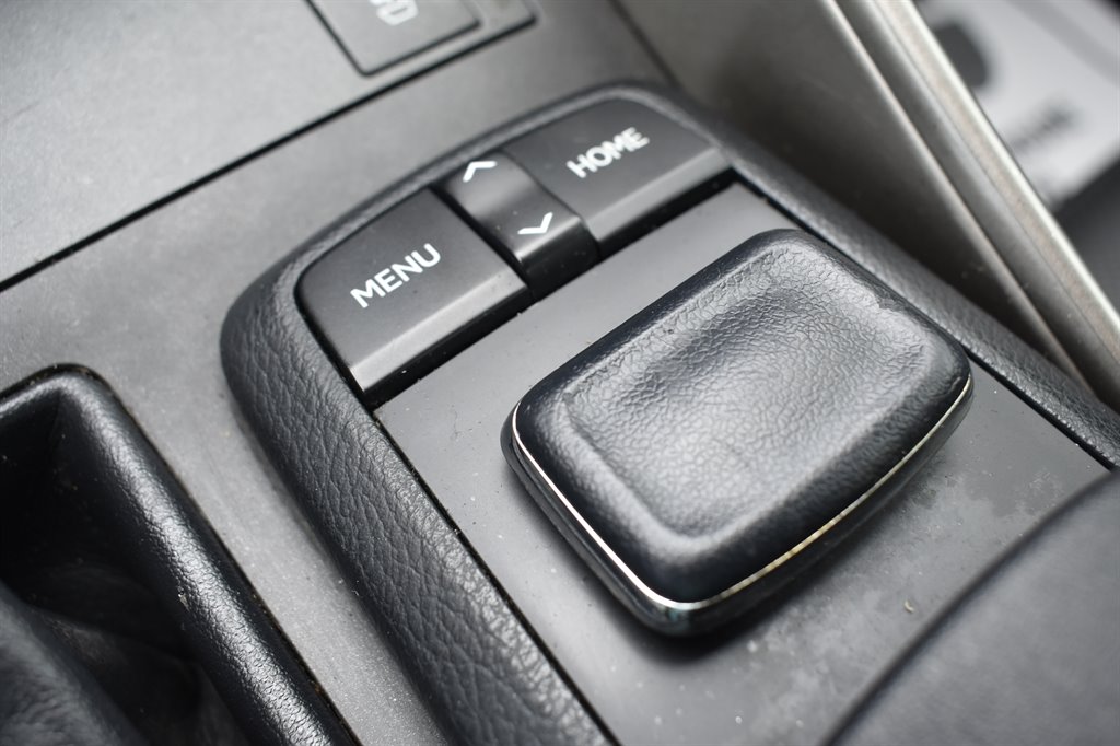 2015 Lexus IS 250 photo
