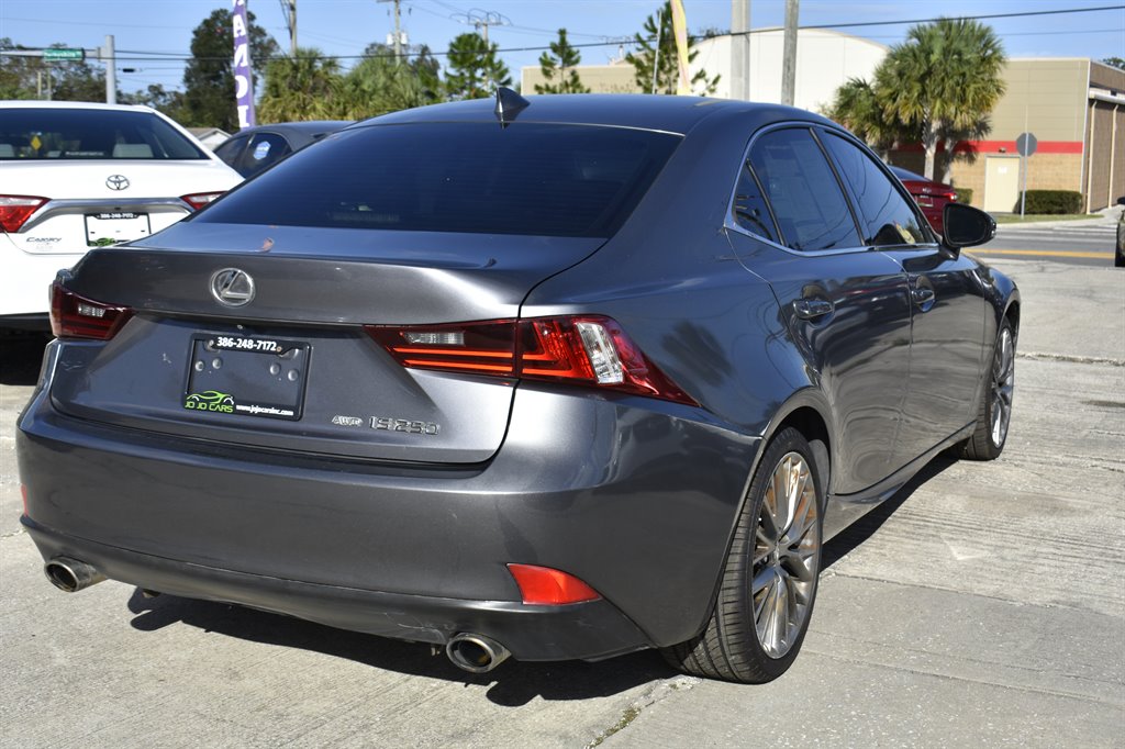 2015 Lexus IS 250 photo