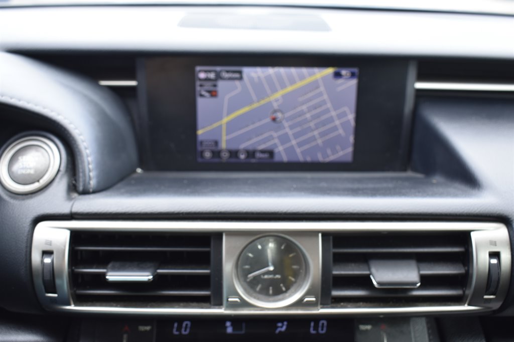 2015 Lexus IS 250 photo
