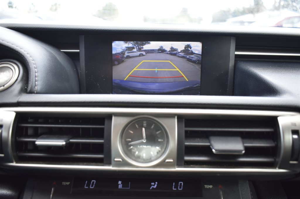 2015 Lexus IS 250 photo