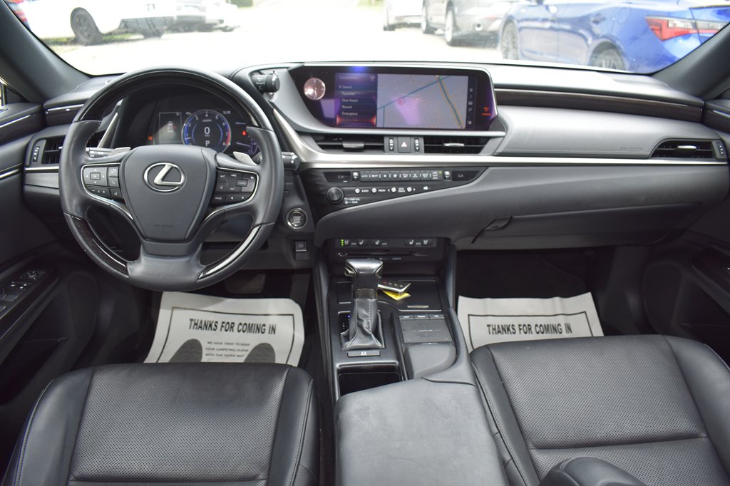 2019 Lexus ES - $23,995
