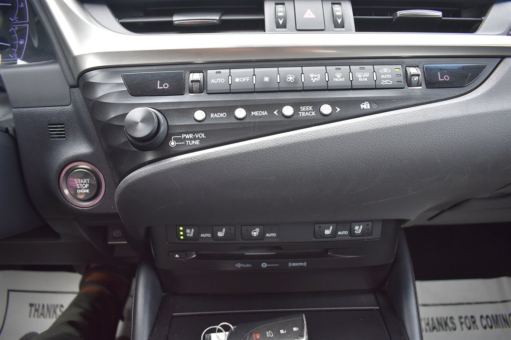 2019 Lexus ES - $23,995