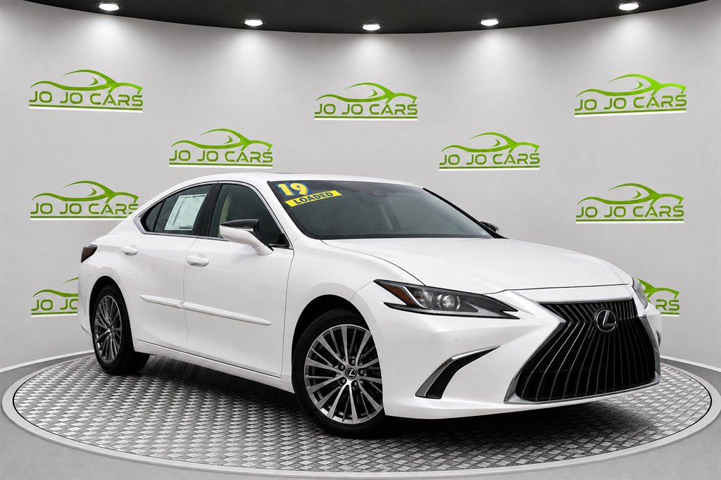 2019 Lexus ES - $23,995