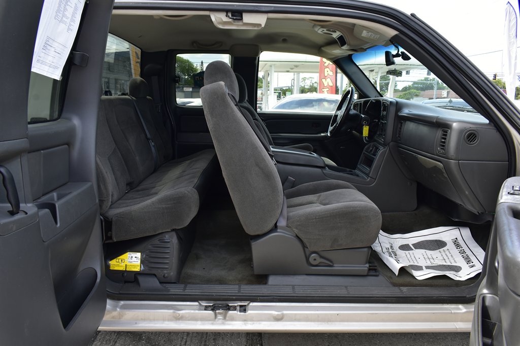 2006 Chevrolet Silverado 1500 - $7,999