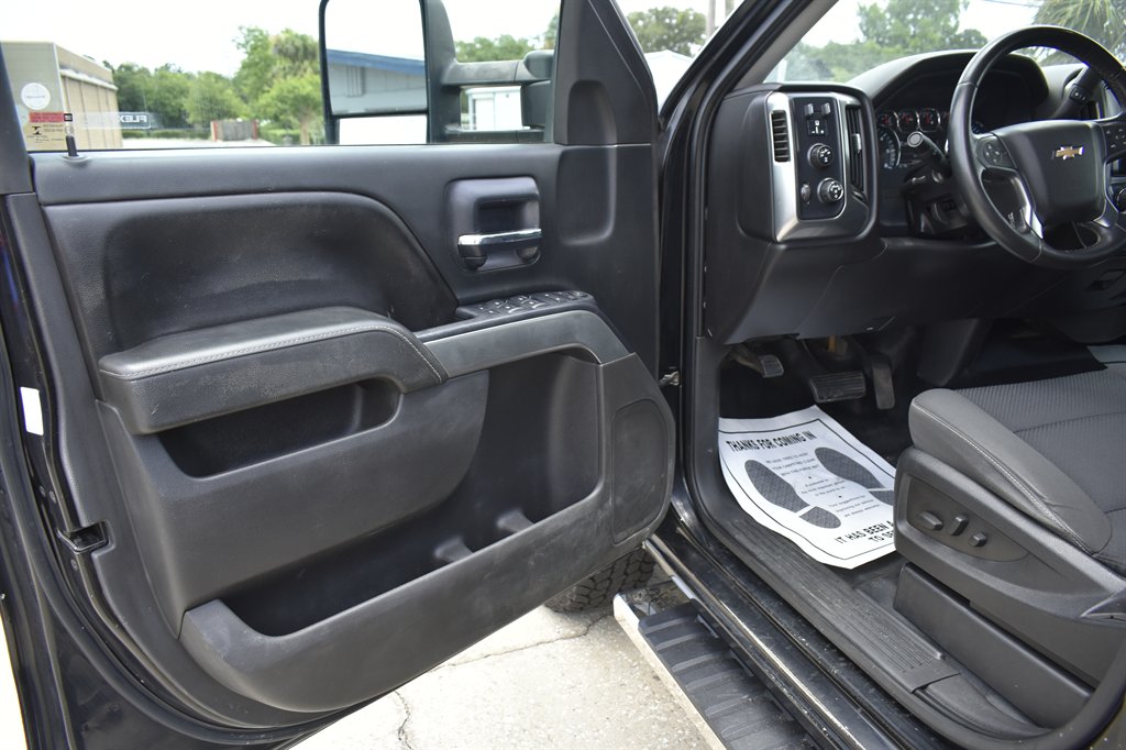 2016 Chevrolet Silverado 1500 - $18,995