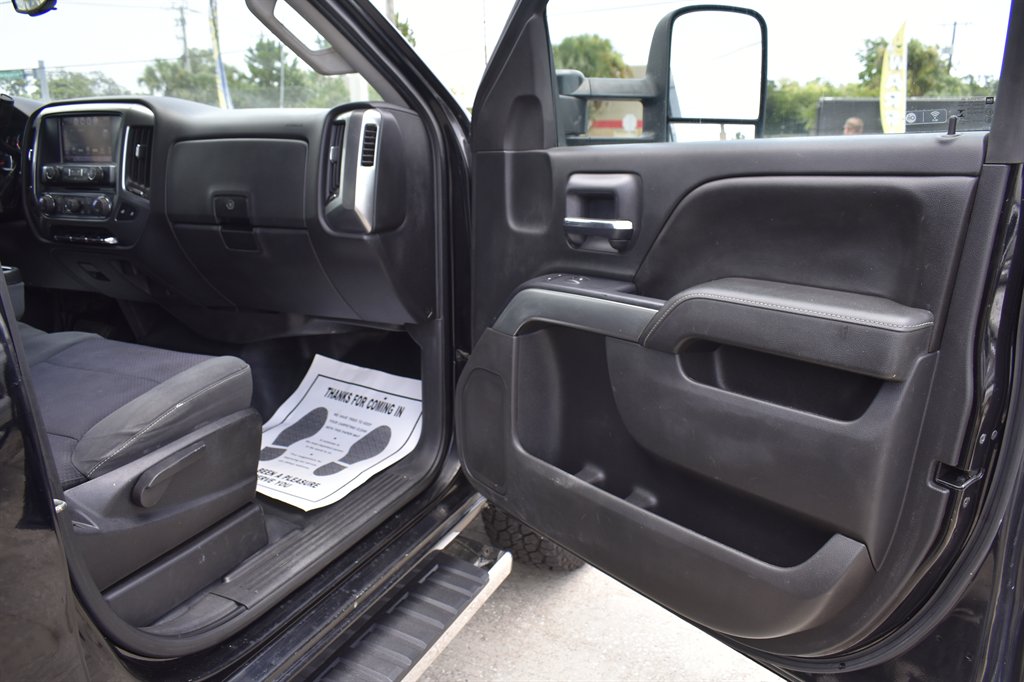 2016 Chevrolet Silverado 1500 - $18,995
