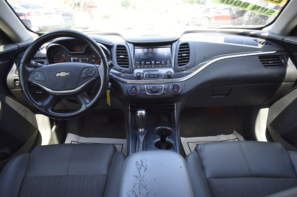 2016 Chevrolet Impala LT photo