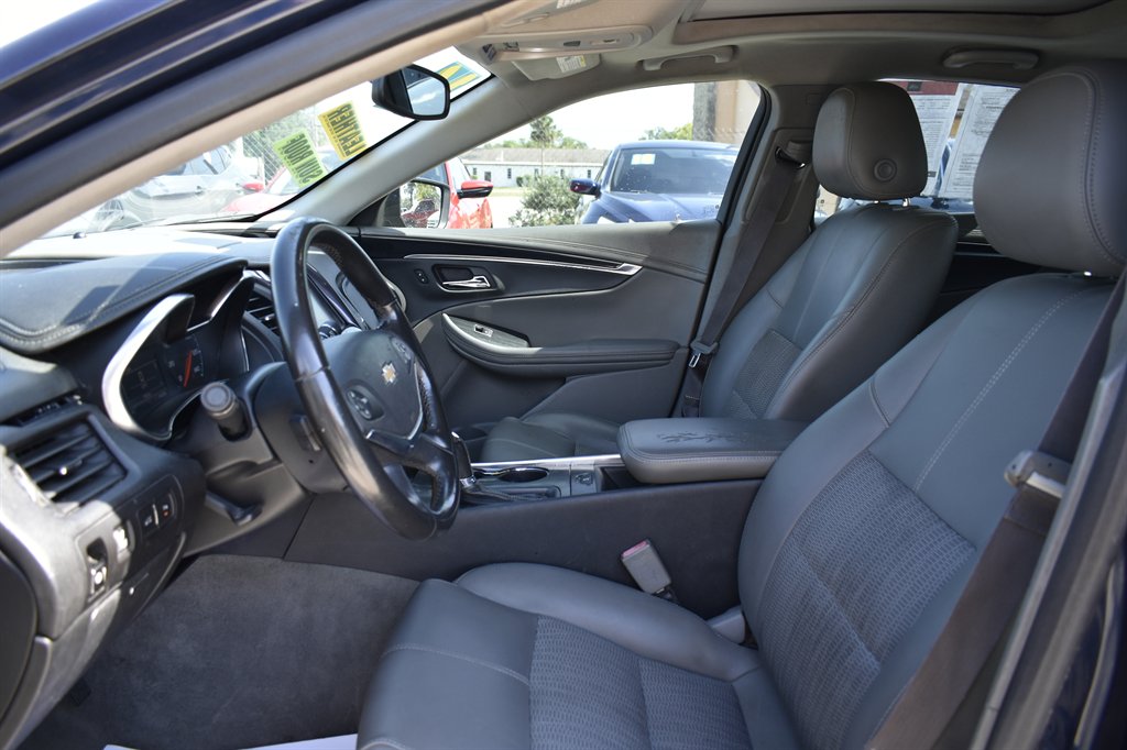 2016 Chevrolet Impala LT photo