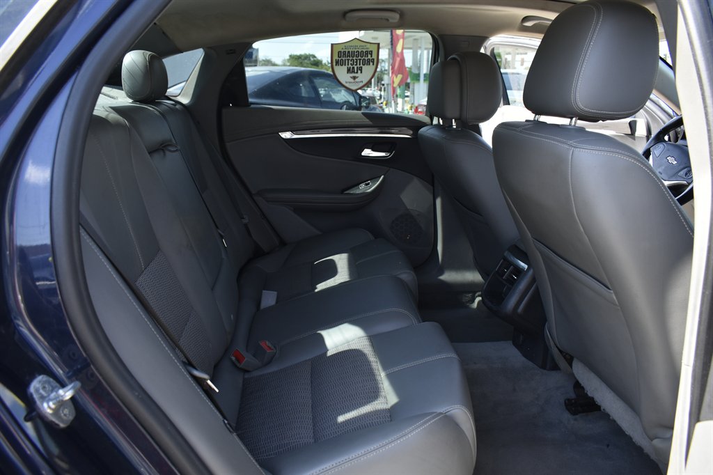2016 Chevrolet Impala LT photo