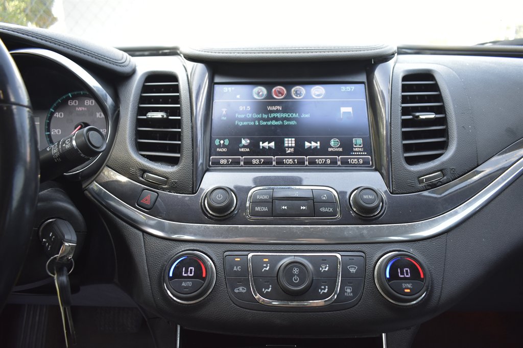 2016 Chevrolet Impala LT photo