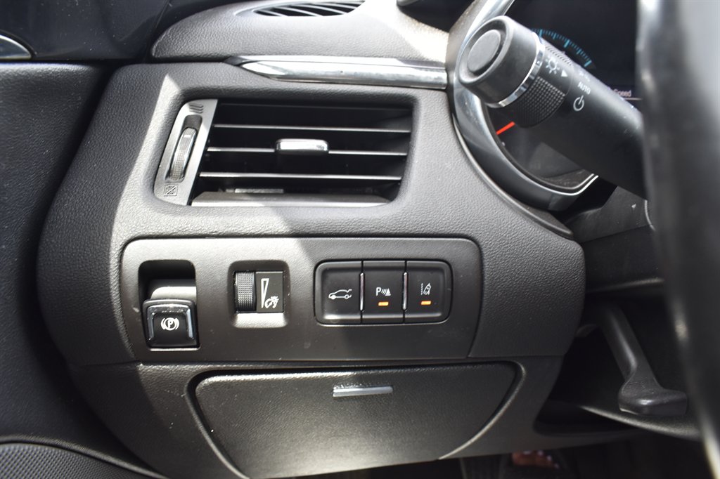 2016 Chevrolet Impala - $10,995