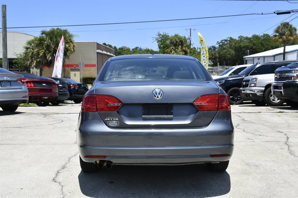 2013 Volkswagen Jetta - $6,999