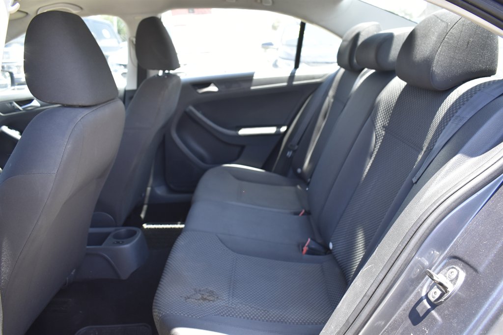 2013 Volkswagen Jetta - $6,999