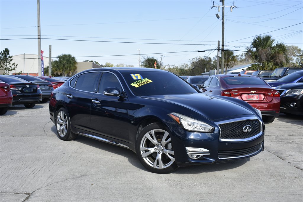 2017 Infiniti Q70L 3.7 photo