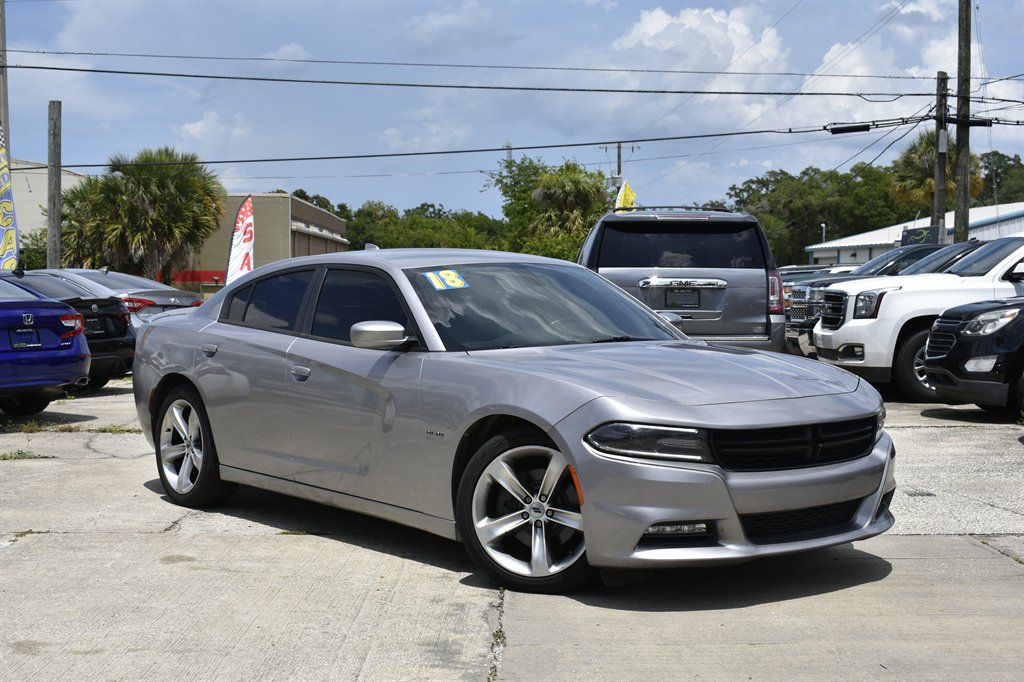 2018 Dodge Charger - $14,995