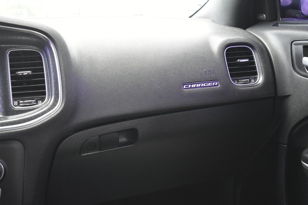 2018 Dodge Charger - $14,995