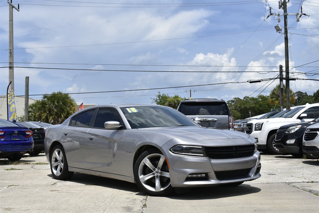 2018 Dodge Charger - $14,995
