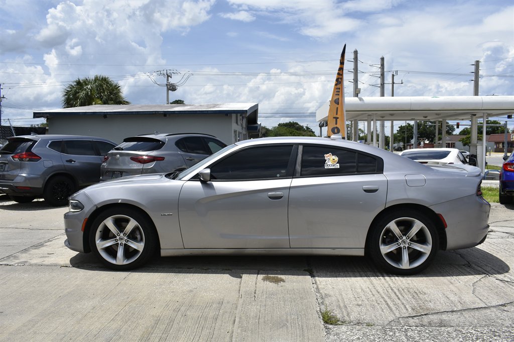 2018 Dodge Charger - $14,995