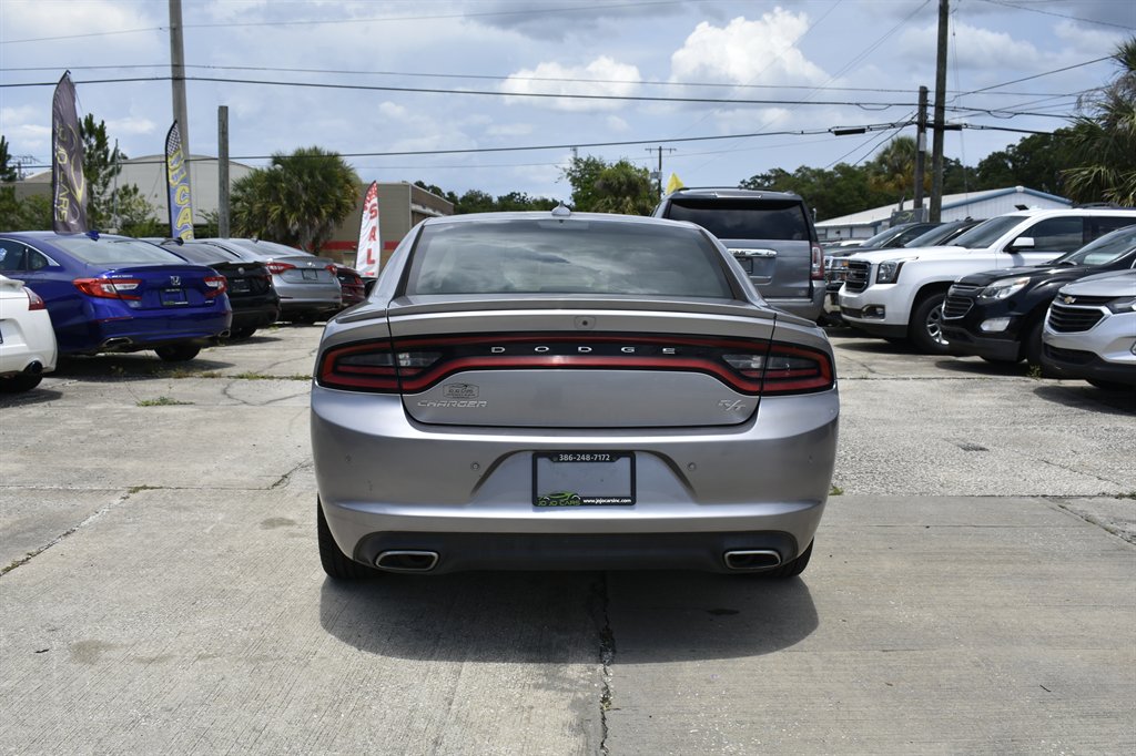2018 Dodge Charger - $14,995