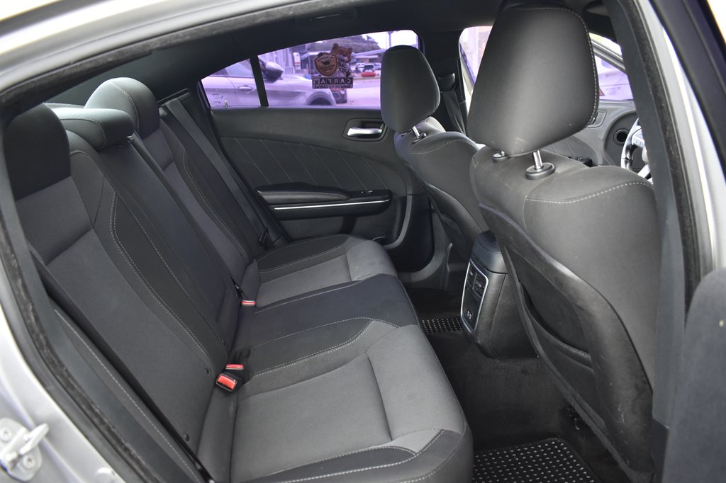 2018 Dodge Charger - $14,995