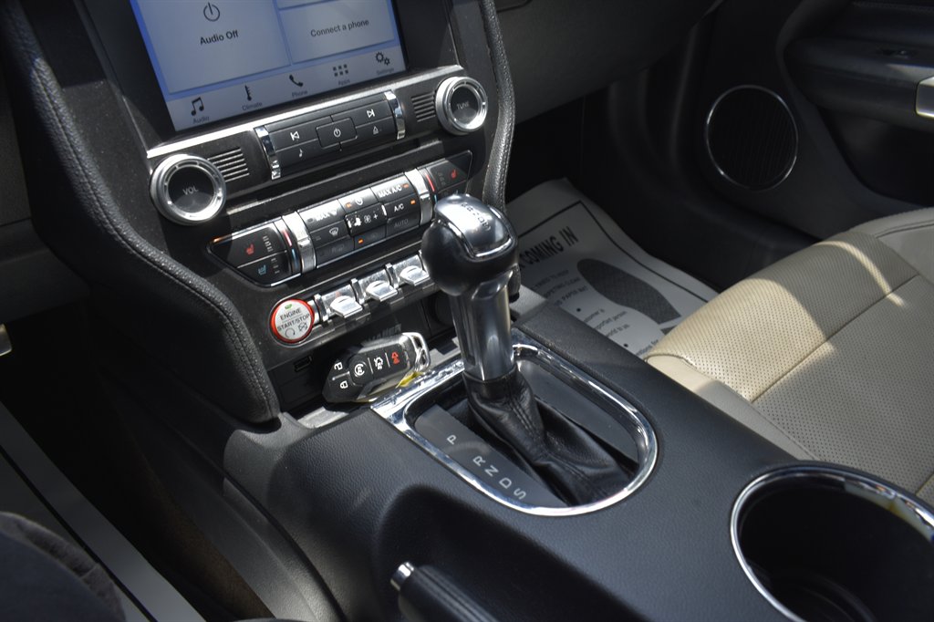 2016 Ford Mustang - $15,995