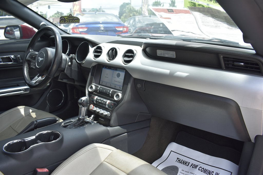 2016 Ford Mustang - $15,995
