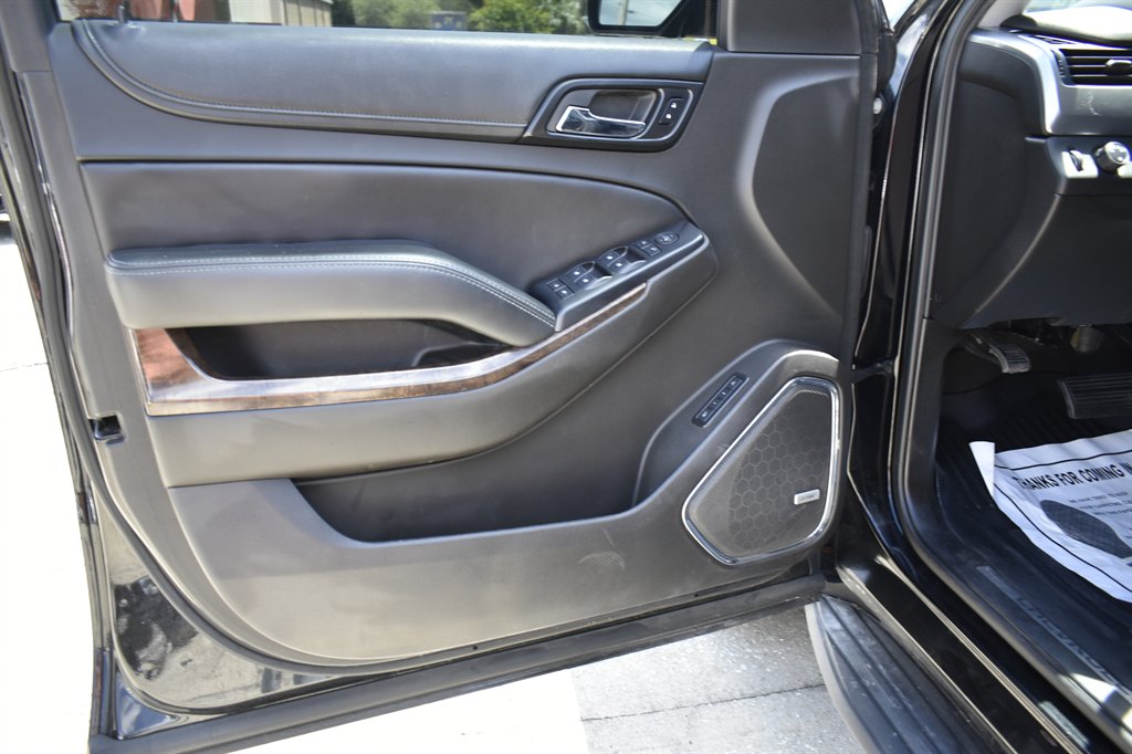 2017 Chevrolet Tahoe - $19,495