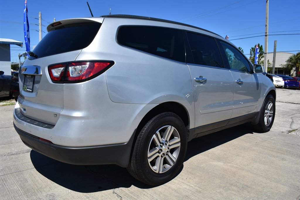 2017 Chevrolet Traverse - $10,995