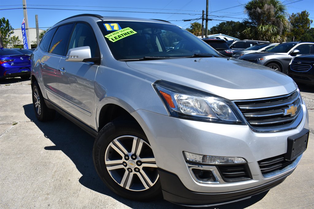 2017 Chevrolet Traverse - $10,995