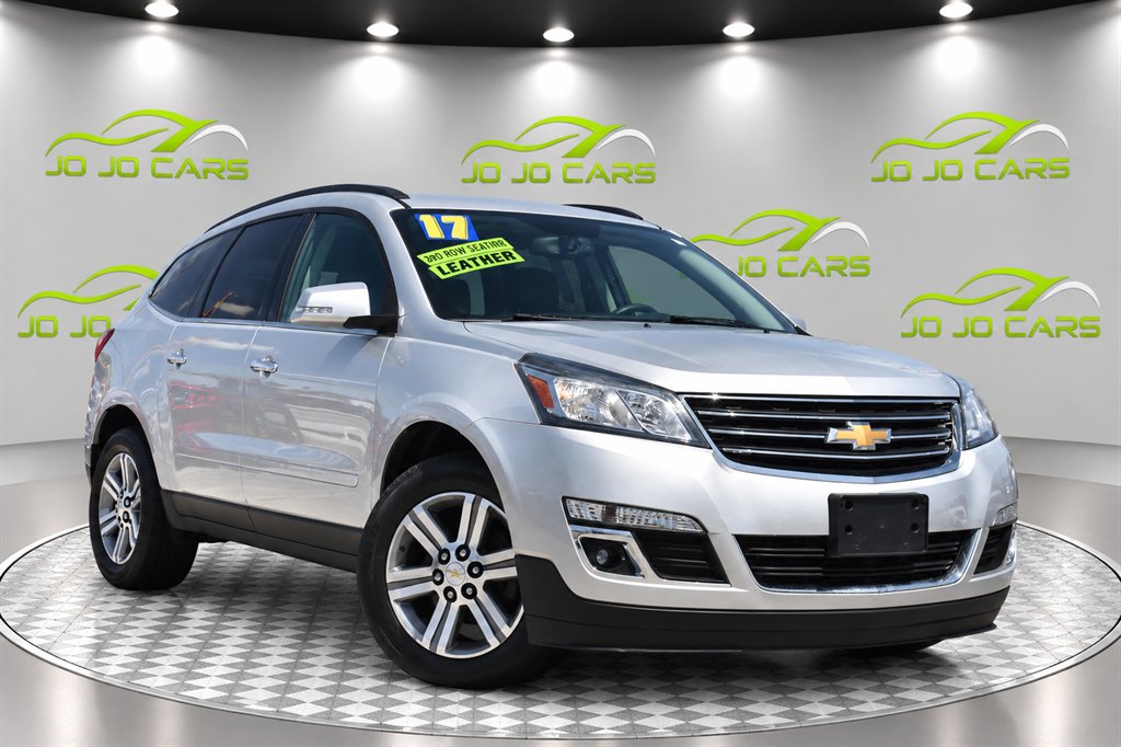 2017 Chevrolet Traverse 2LT