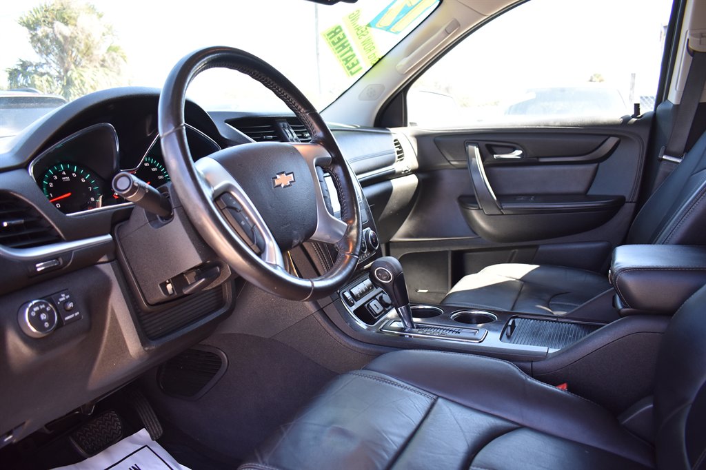 2017 Chevrolet Traverse - $10,995